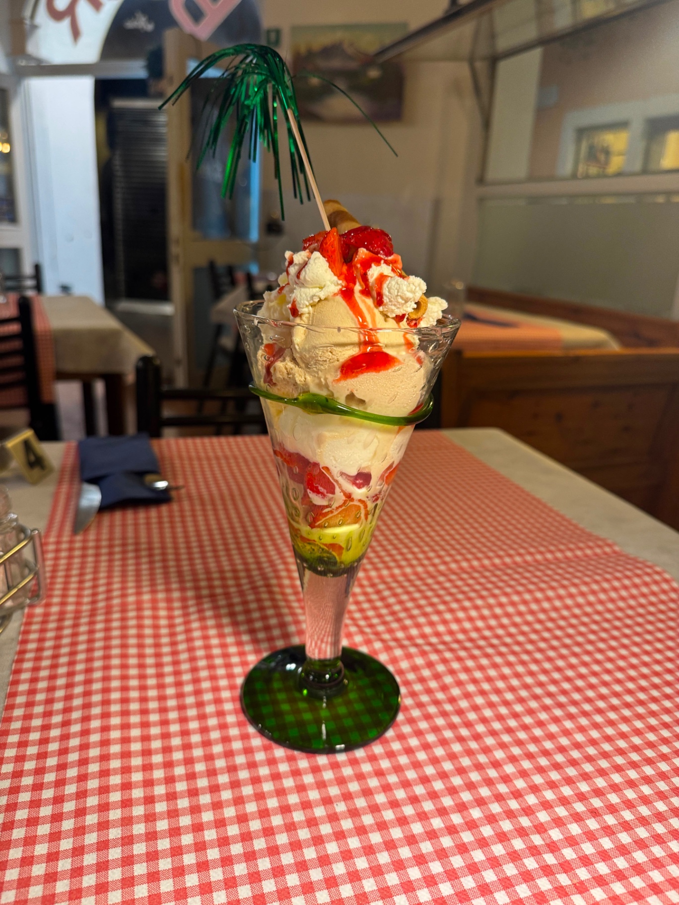 House ice cream sundae